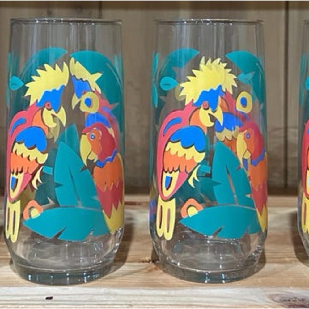 Vintage Libbey birds of paradise drinking glass Set of 4